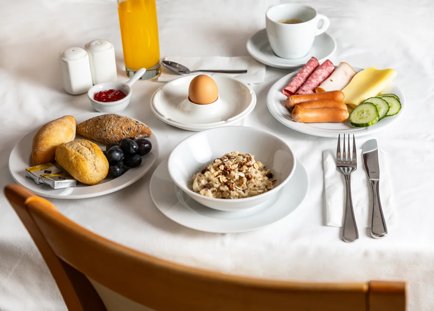Colazione servita all’Hotel Ametyst