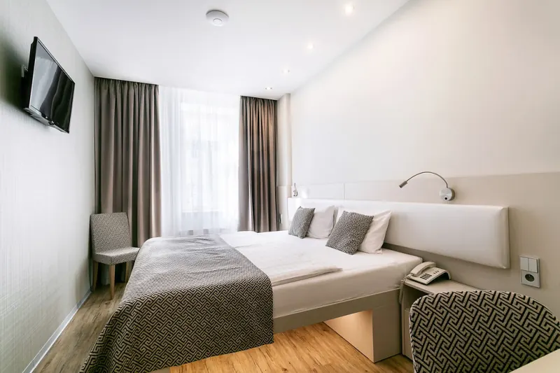 Hotel Ametyst Prague bright room near the window